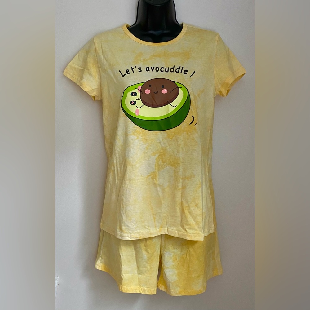 NWT Tshirt + Short Pajama Set, Size 16 kids/ Small/Medium Womens